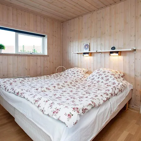 6 Person In V Ggerl Se 度假居 Bøtø By